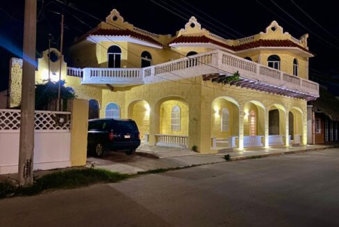 original-C3BE455D-19DC-43D6-9FC7-C78F9966A96D