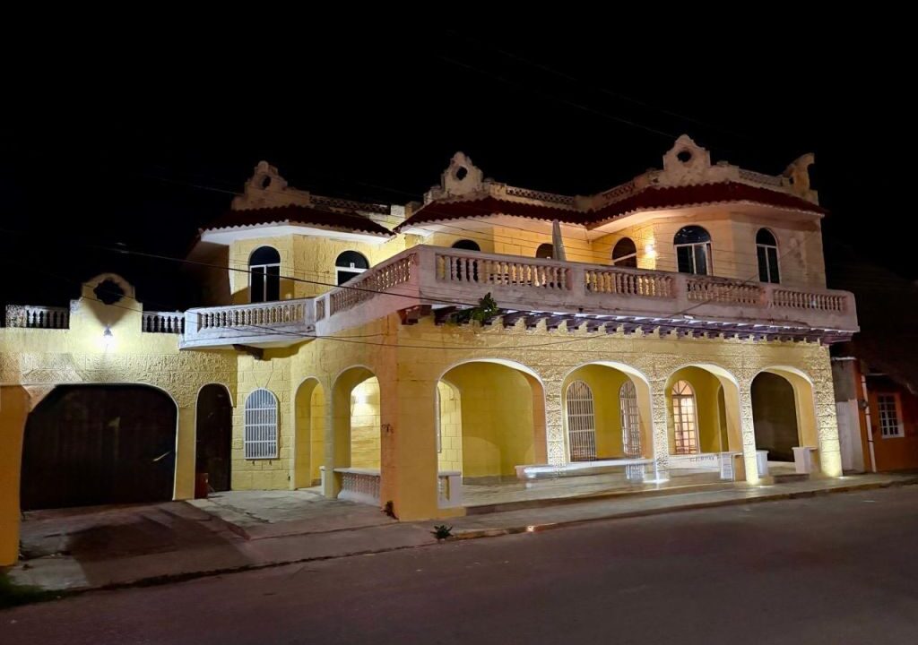 original-F22AC518-DDE9-4458-BD46-C93EE313D93A